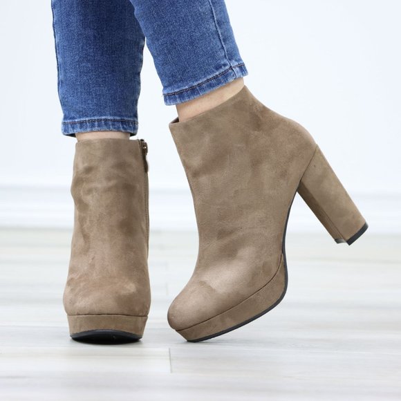 Platform Tan Suede Ankle Booties Block Heeled Boots - Picture 9 of 11